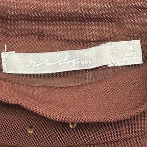 Red by BKE Brown Mesh Top